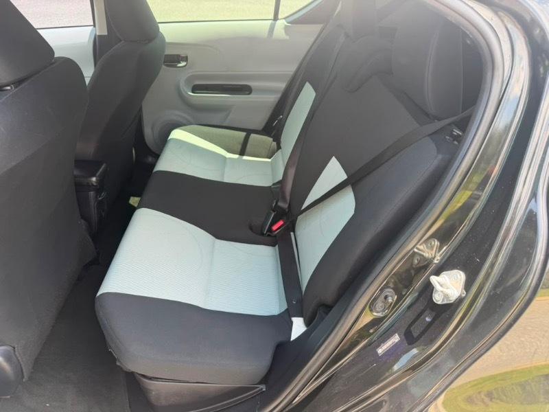 Toyota Prius c One 2013
