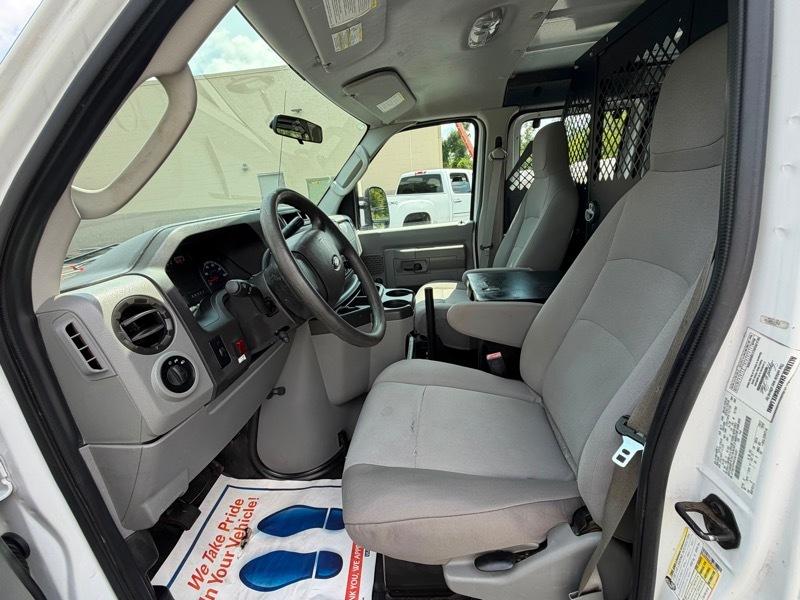 Ford Econoline E-150 2014