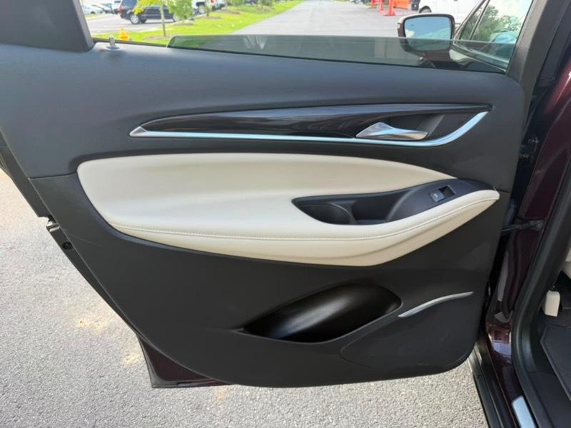 Buick Enclave Essence FWD 2019