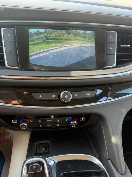 Buick Enclave Essence FWD 2019
