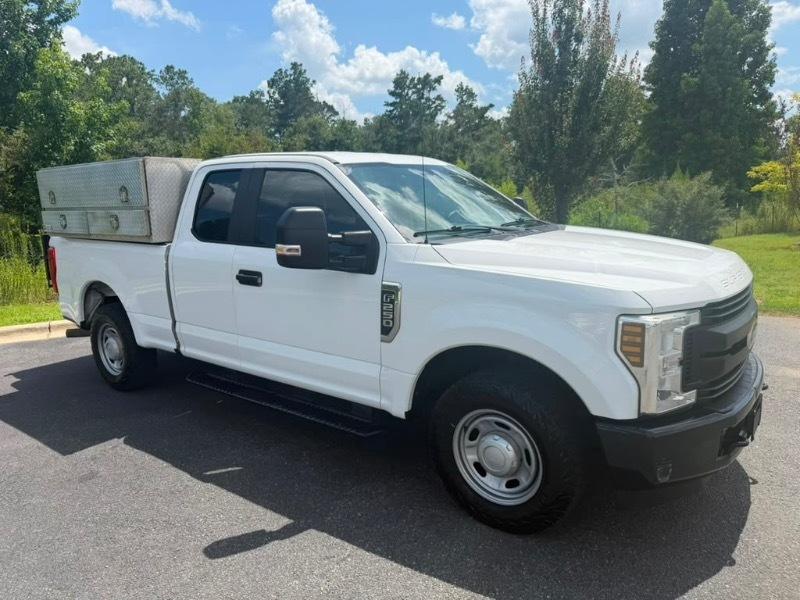 Ford F-250 SD Lariat SuperCab 2WD 2019