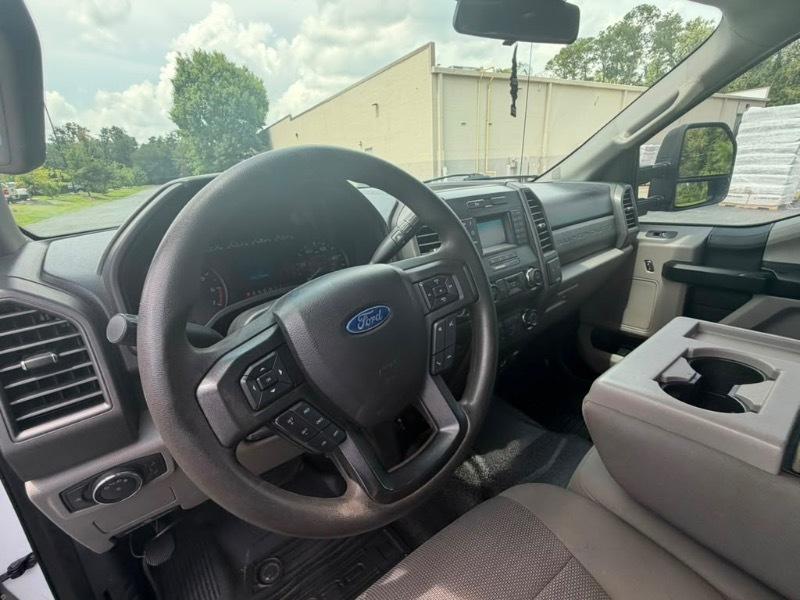 Ford F-250 SD Lariat SuperCab 2WD 2019