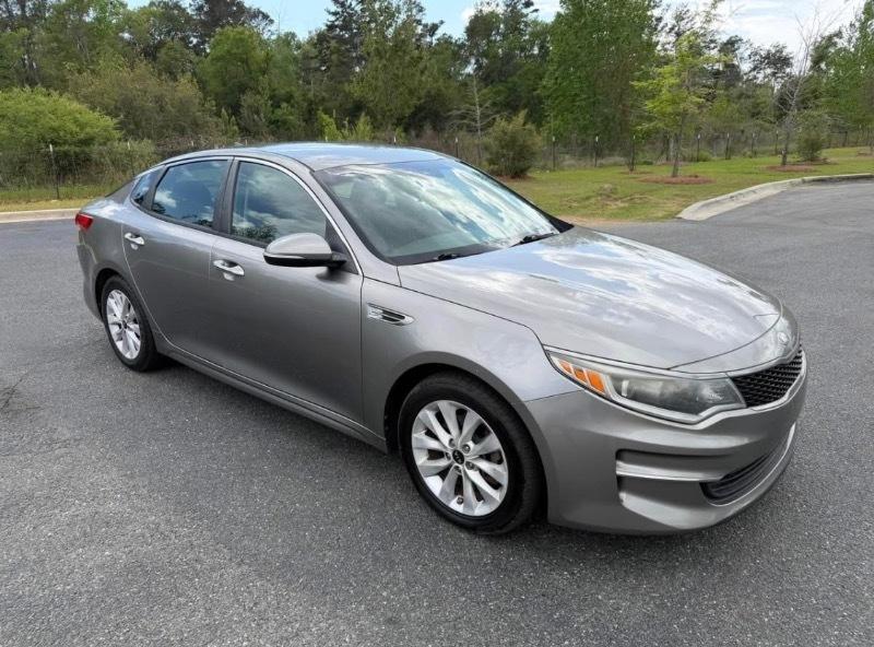 Kia Optima LX 2017