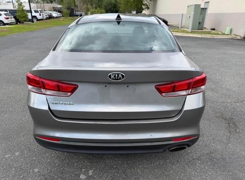 Kia Optima LX 2017