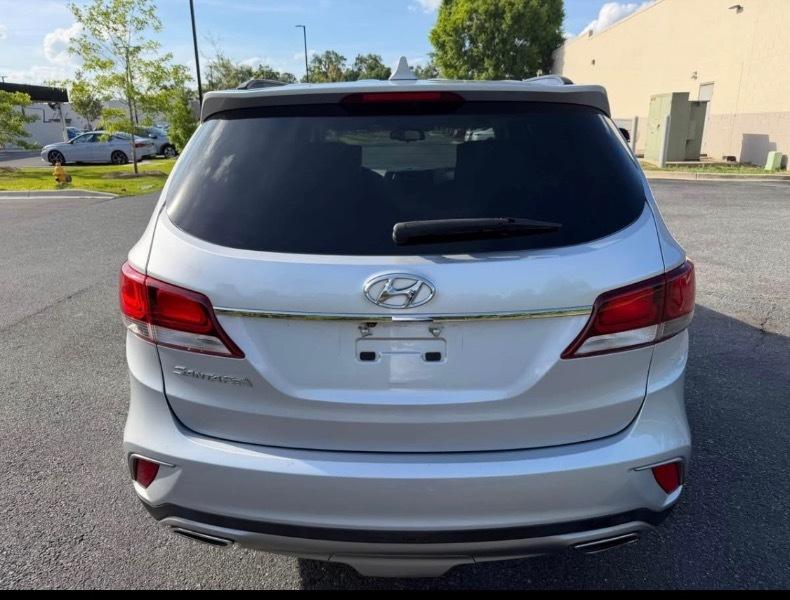 Hyundai Santa Fe SE FWD 2017