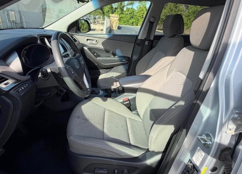 Hyundai Santa Fe SE FWD 2017