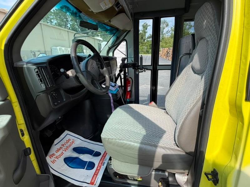 Chevrolet Express G3500 2004
