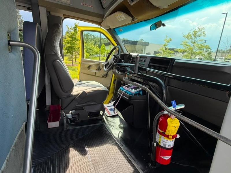 Chevrolet Express G3500 2004