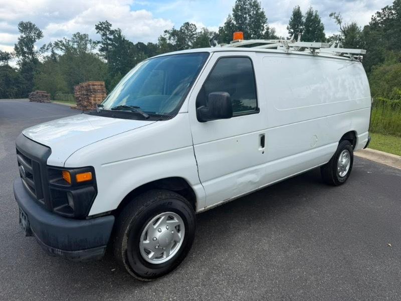 Ford Econoline E-250 2012