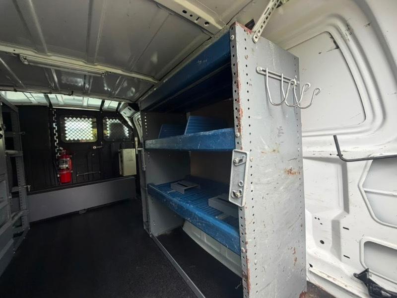 Ford Econoline E-250 2012