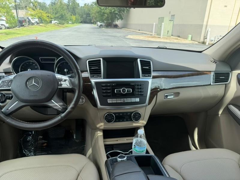 Mercedes-Benz M-Class ML350 4MATIC 2013