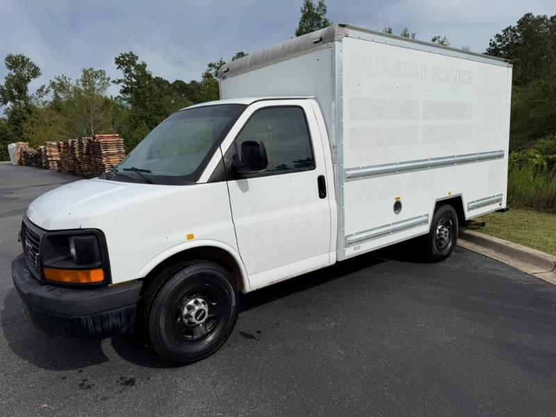 GMC Savana G3500 139 in. 2014