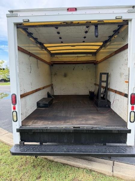 GMC Savana G3500 139 in. 2014