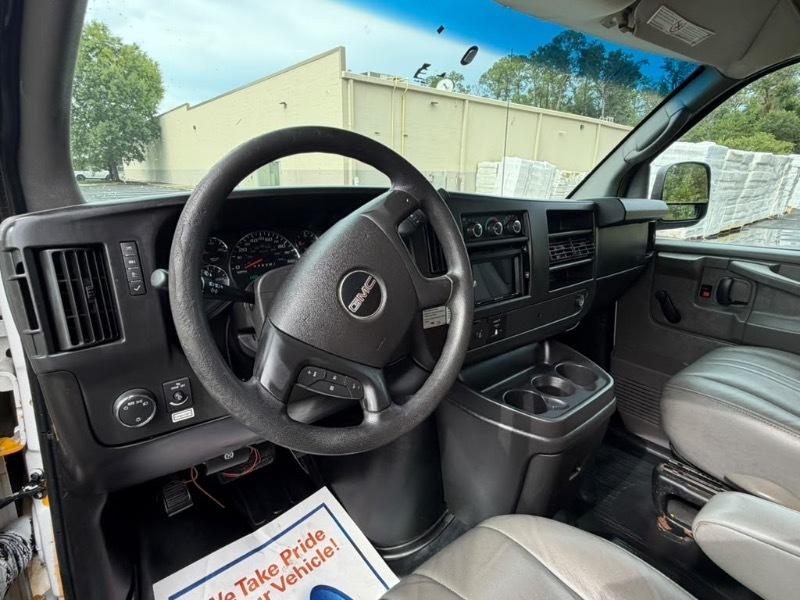 GMC Savana G3500 139 in. 2014