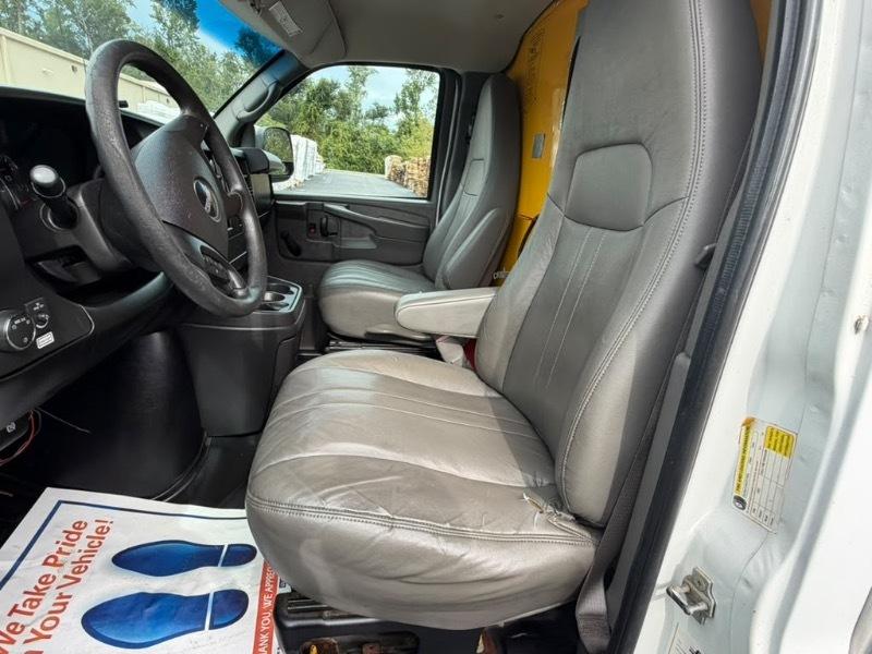 GMC Savana G3500 139 in. 2014