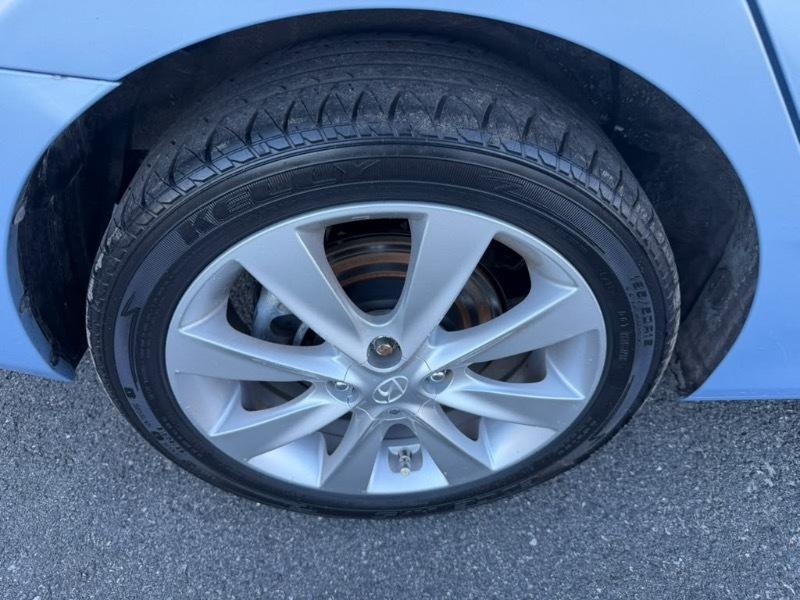 Hyundai Accent GLS 4-Door 2012