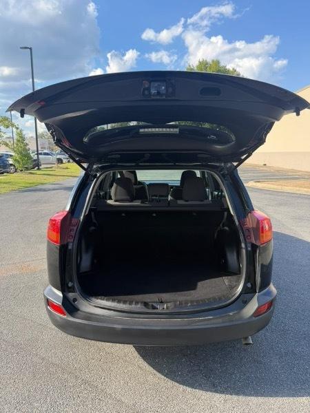 Toyota RAV4 XLE FWD 2014