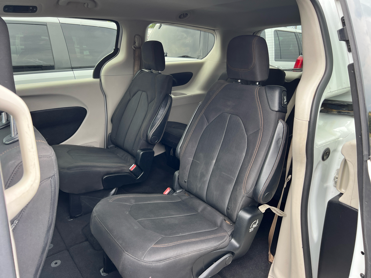 Chrysler Pacifica  2017