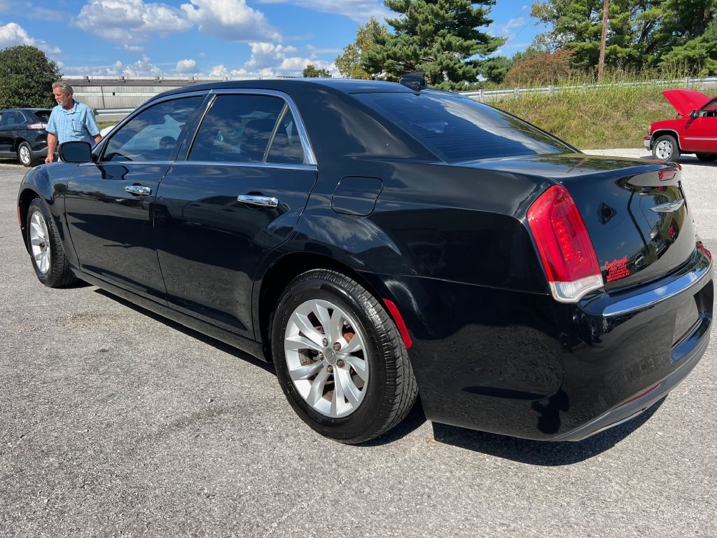 Chrysler 300  2015