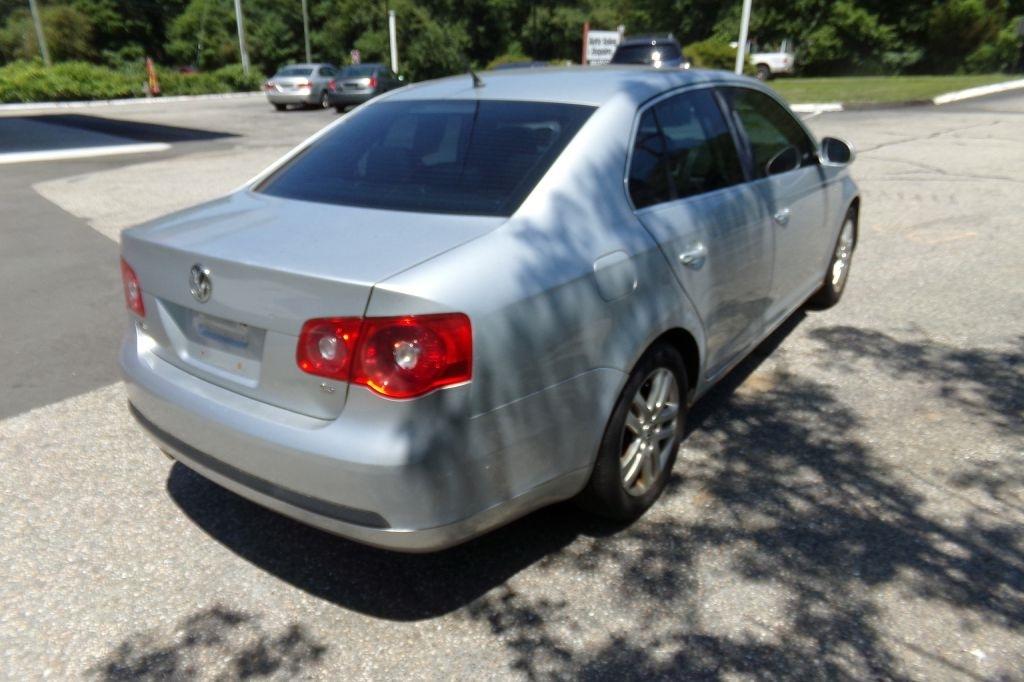 Volkswagen Jetta  2007