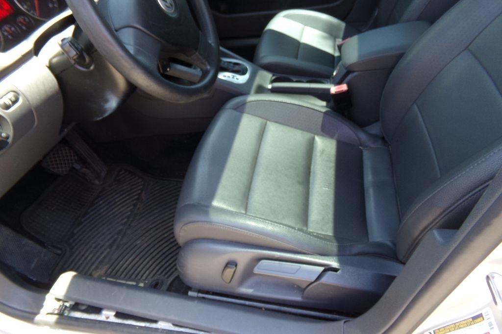 Volkswagen Jetta  2007