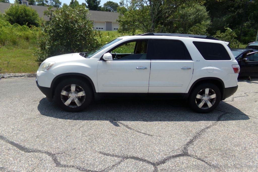 GMC Acadia  2011
