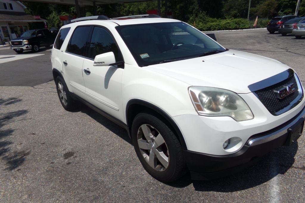 GMC Acadia  2011