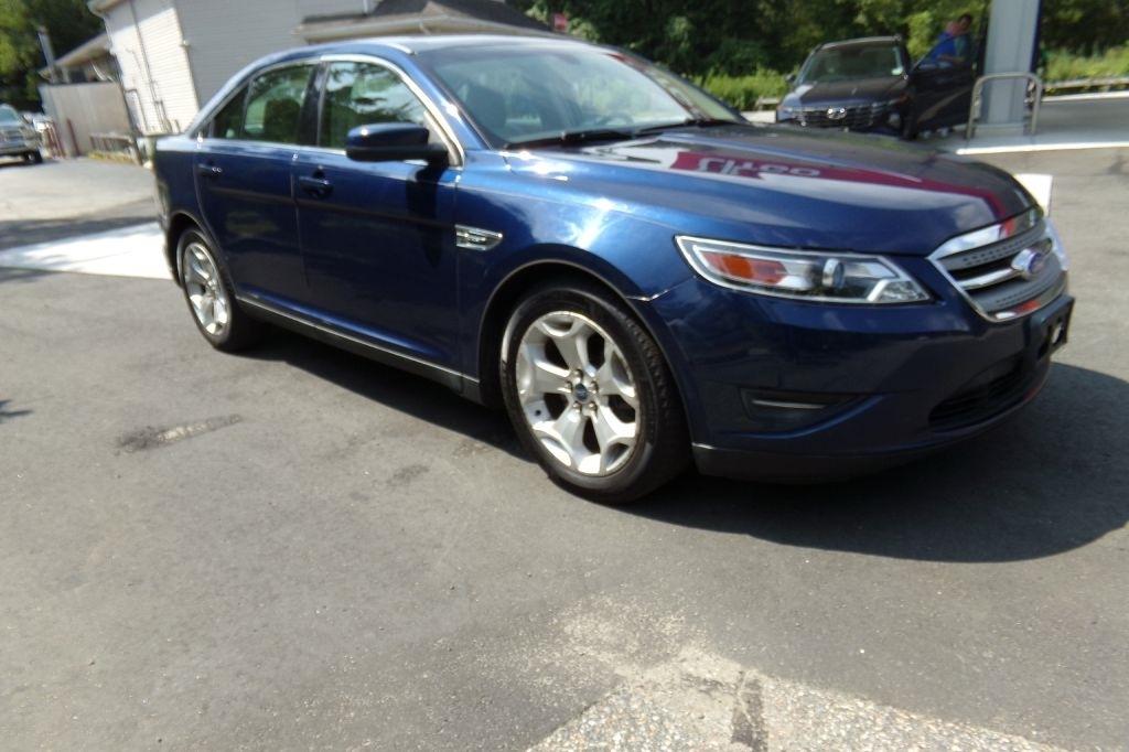 Ford Taurus  2012