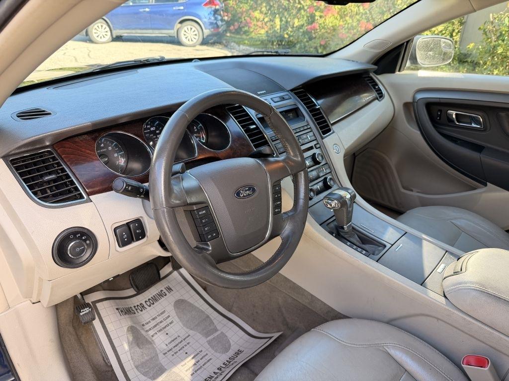 2012 Ford Taurus SEL - Photo 7