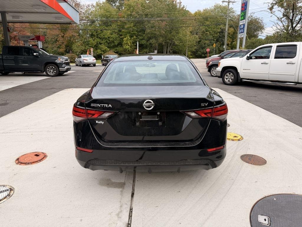 Nissan Sentra  2021