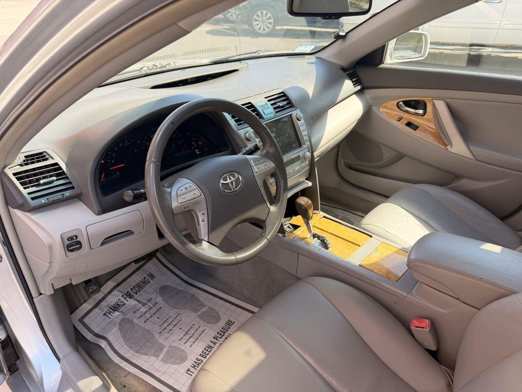 2007 Toyota Camry LE - Photo 9