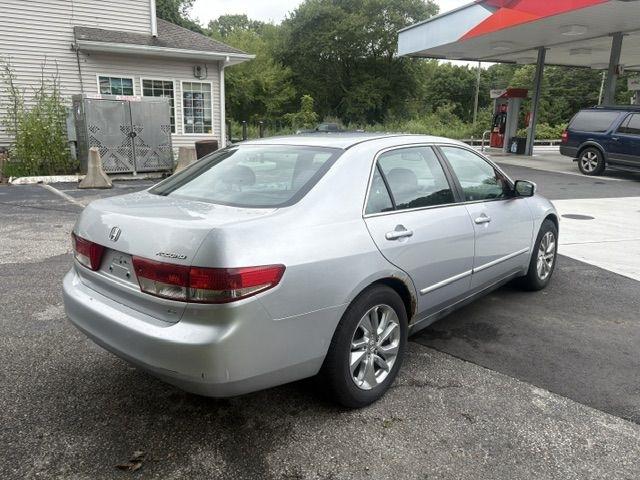 Honda Accord  2003