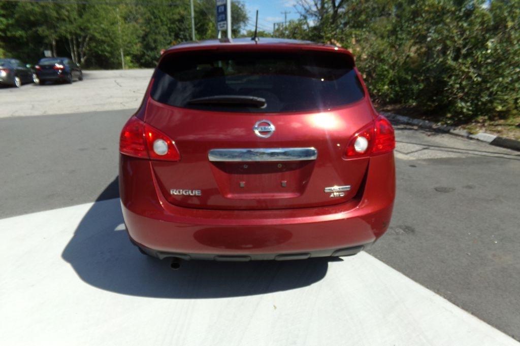 Nissan Rogue  2013
