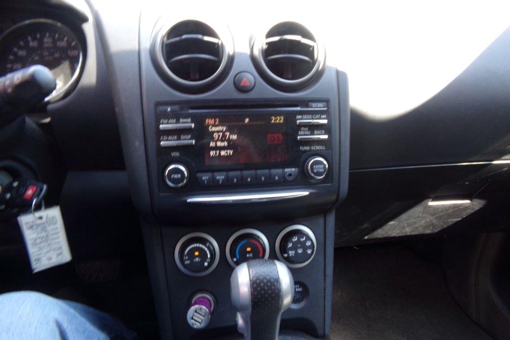 Nissan Rogue  2013