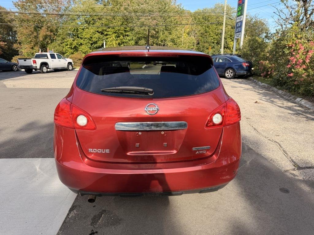 Nissan Rogue  2013