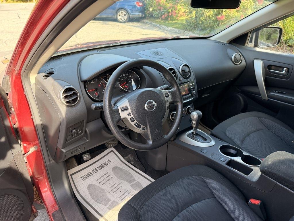 Nissan Rogue  2013