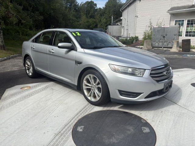 Ford Taurus  2013