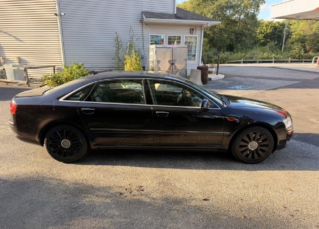 Audi A8  2009