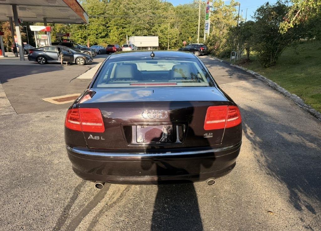 Audi A8  2009