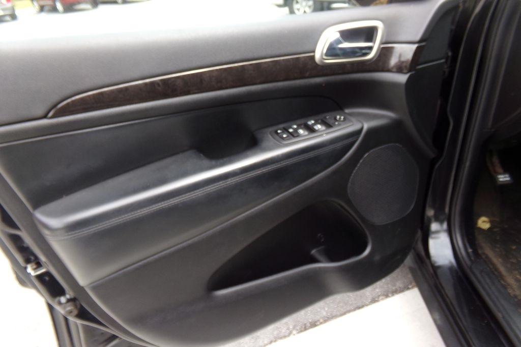 Jeep Grand Cherokee  2012