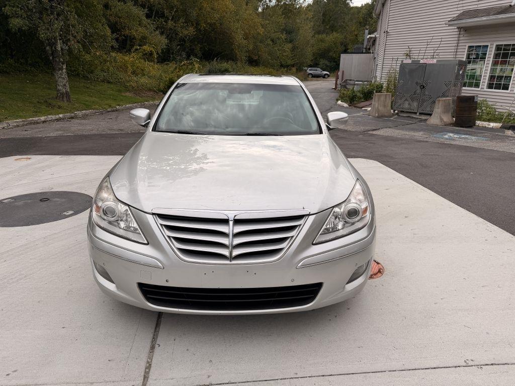 Hyundai Genesis  2009