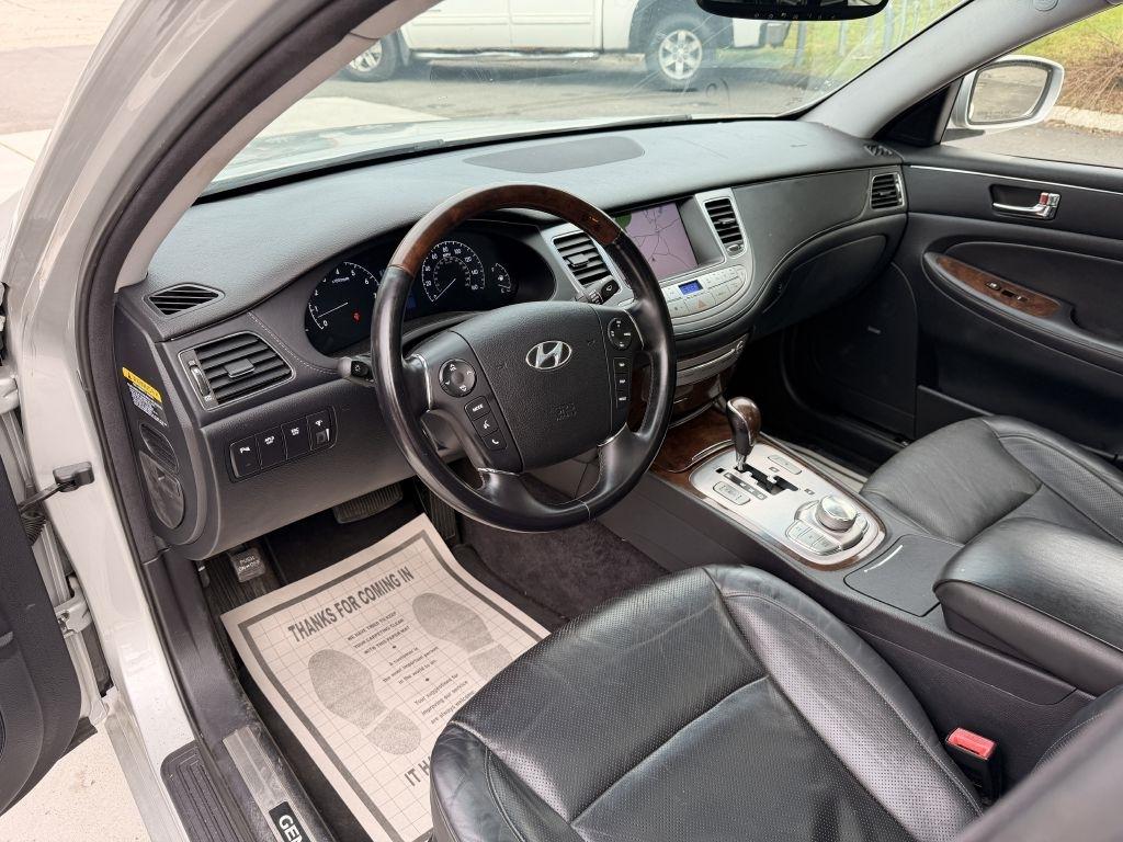 Hyundai Genesis  2009