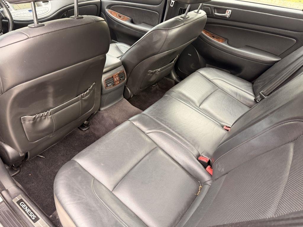 Hyundai Genesis  2009