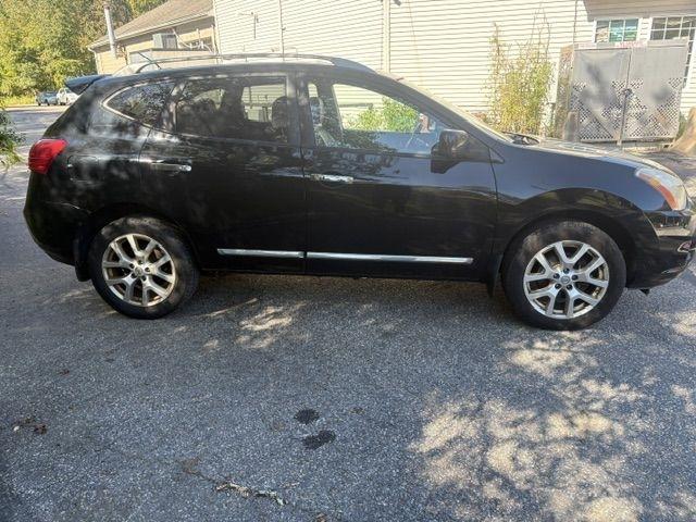 Nissan Rogue  2013