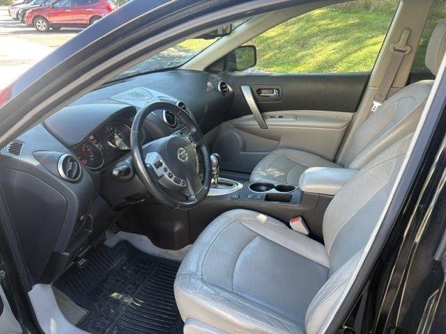 Nissan Rogue  2013