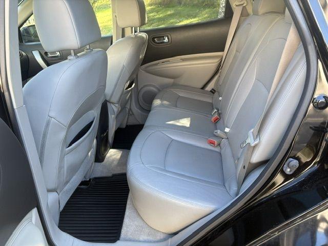 Nissan Rogue  2013