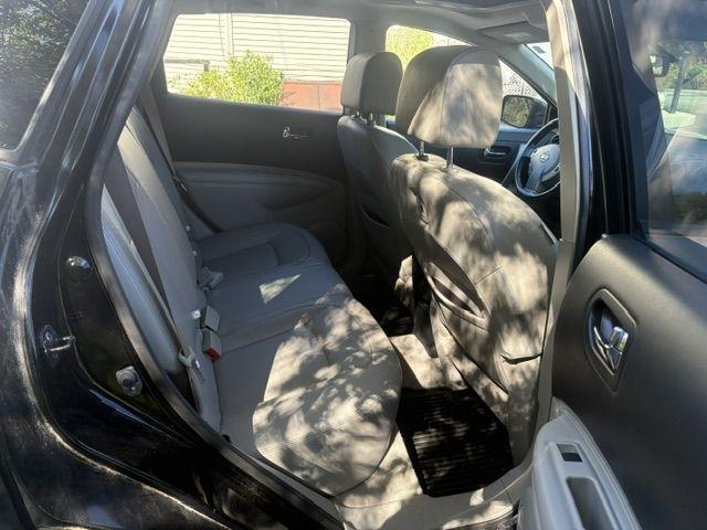 Nissan Rogue  2013