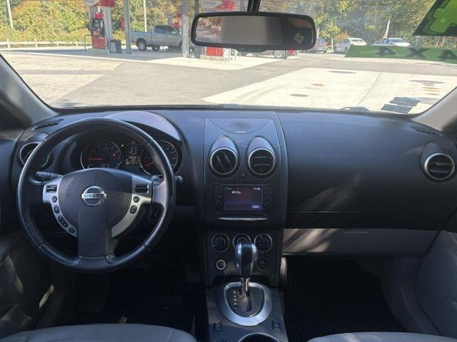 Nissan Rogue  2013