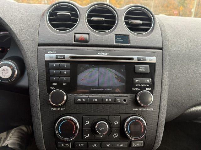 Nissan Altima  2010