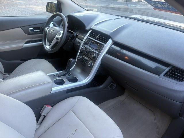 Ford Edge  2012